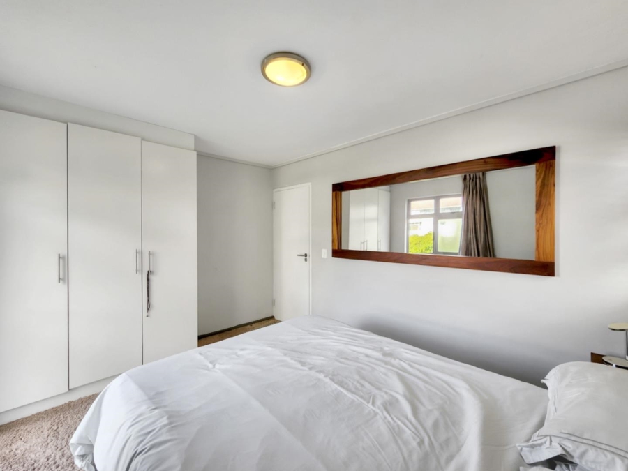 To Let 2 Bedroom Property for Rent in Sea Point Western Cape